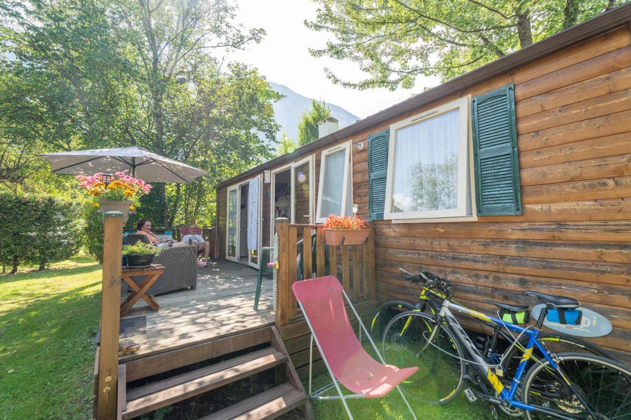 Camping Le Colporteur Hotel เลอบูร์-เดอัวซ็อง ภายนอก รูปภาพ