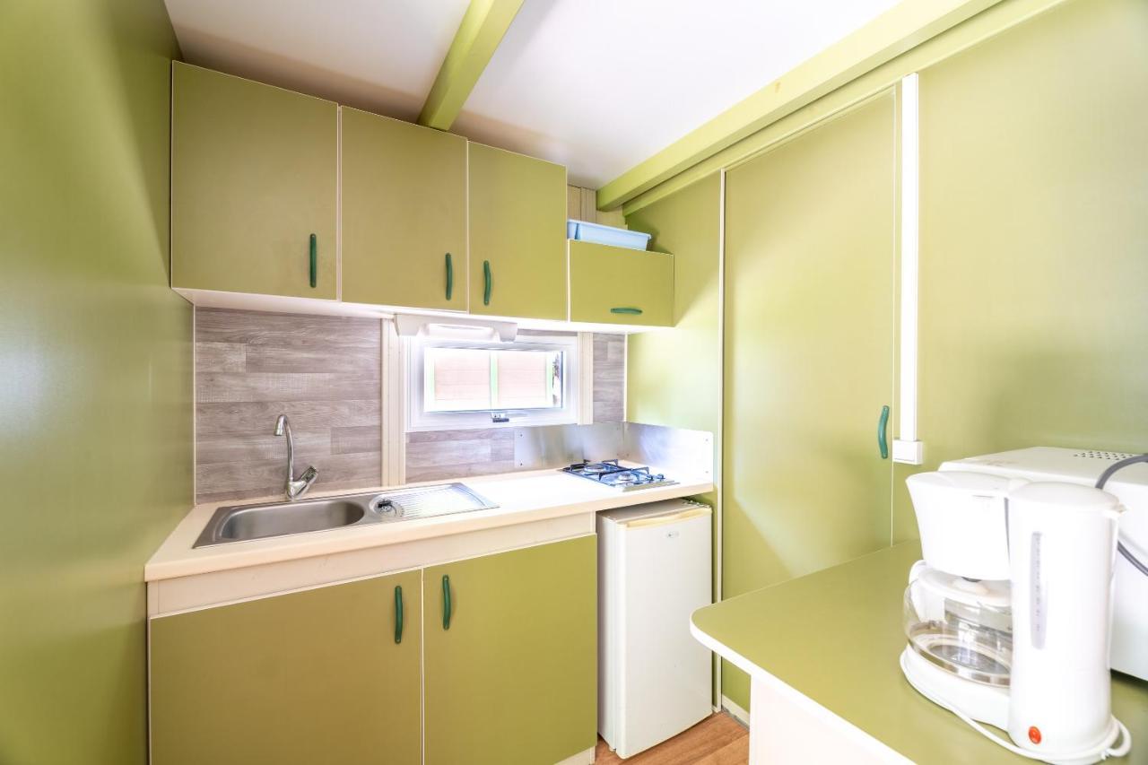 Camping Le Colporteur Hotel เลอบูร์-เดอัวซ็อง ภายนอก รูปภาพ