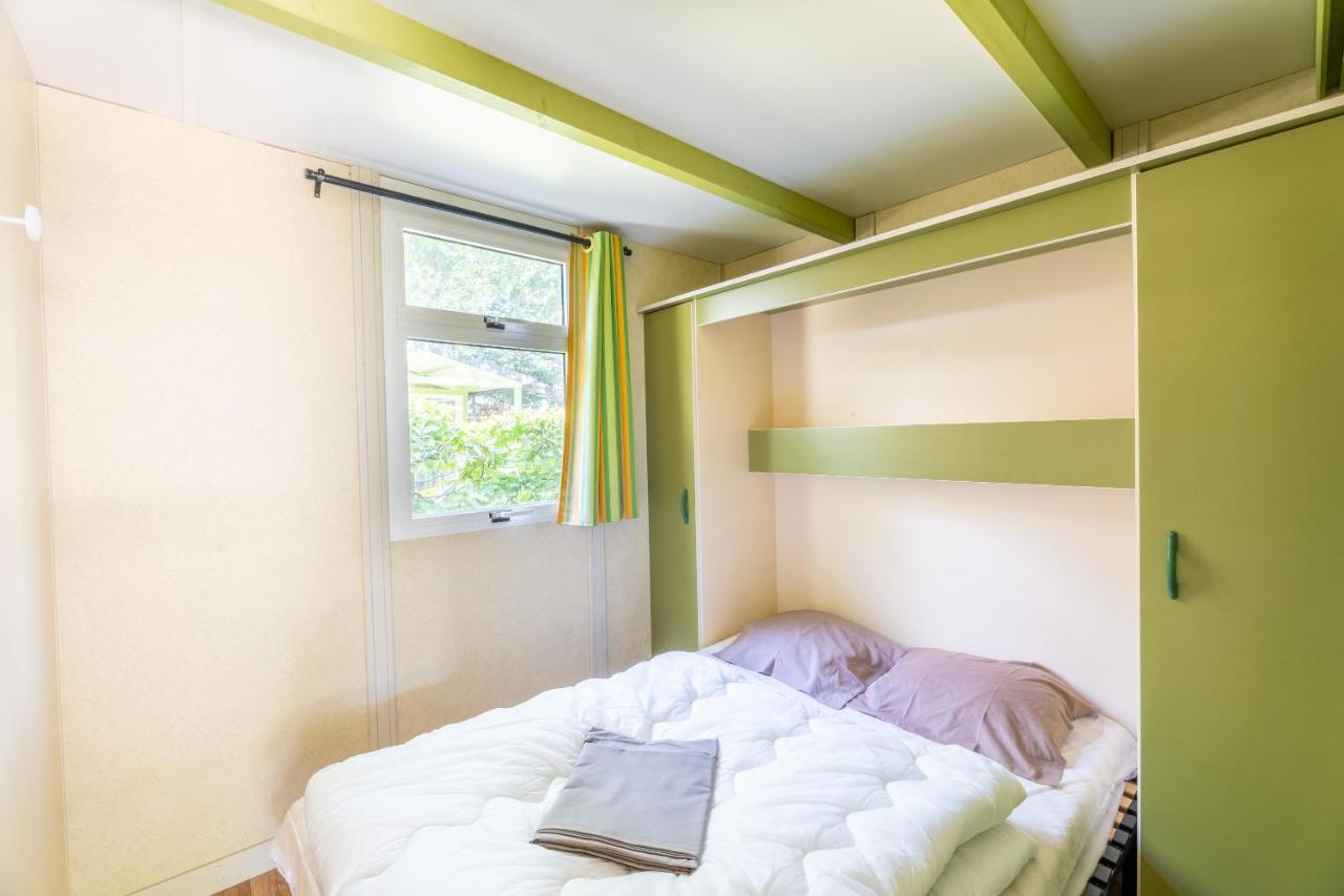 Camping Le Colporteur Hotel เลอบูร์-เดอัวซ็อง ภายนอก รูปภาพ
