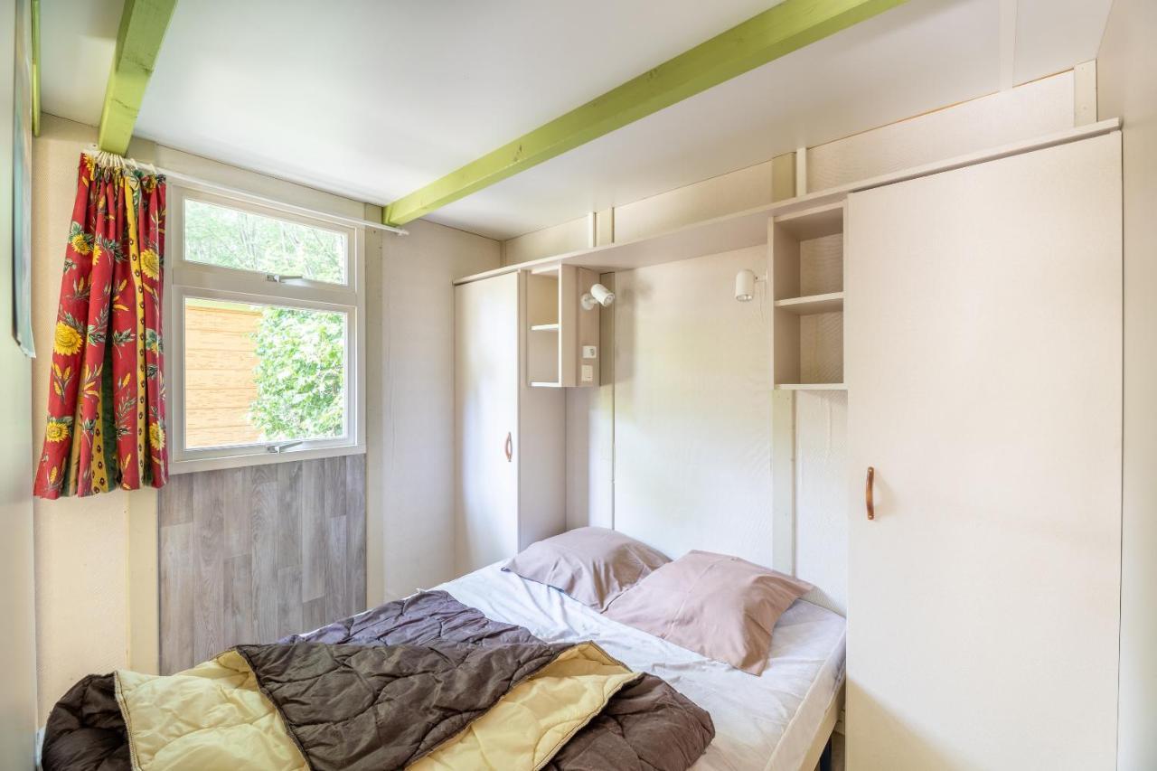 Camping Le Colporteur Hotel เลอบูร์-เดอัวซ็อง ภายนอก รูปภาพ