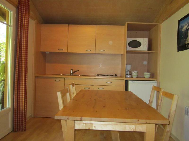 Camping Le Colporteur Hotel เลอบูร์-เดอัวซ็อง ภายนอก รูปภาพ