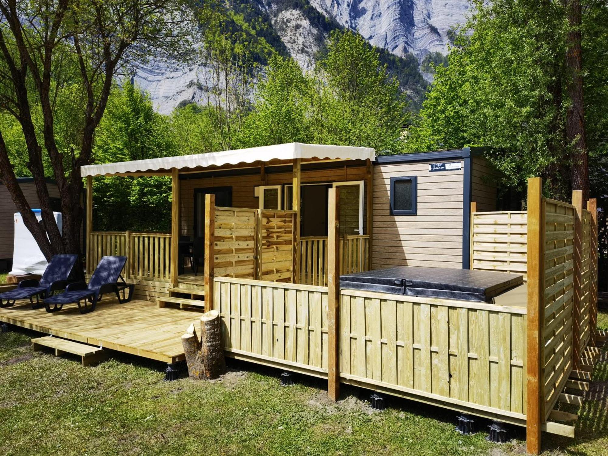 Camping Le Colporteur Hotel เลอบูร์-เดอัวซ็อง ภายนอก รูปภาพ